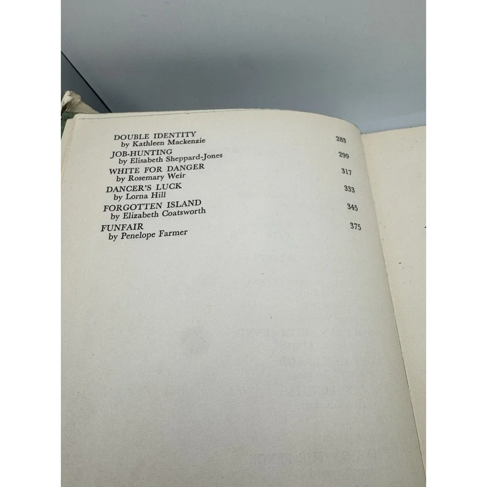 Book of Girls' Stories - 1964 Golden Pleasure Books 1st Edition - HC/DJ